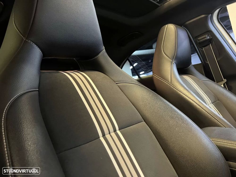 Mercedes-Benz A 180 d 7G-DCT Edition 1 - 13