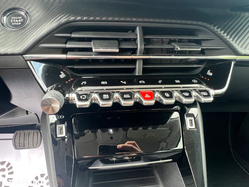 Peugeot 2008 136 Allure - 21