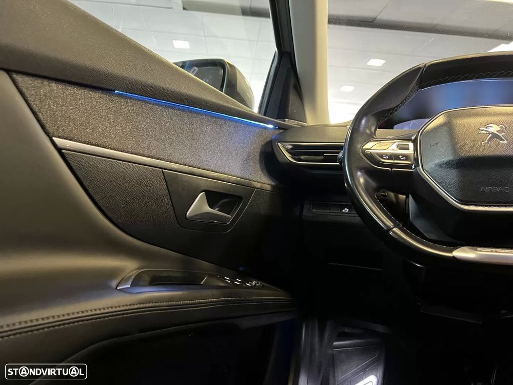 Peugeot 3008 1.5 BlueHDi GT Line EAT8 - 11