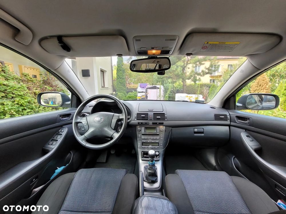 Toyota Avensis 2.0 D-4D Sol - 7