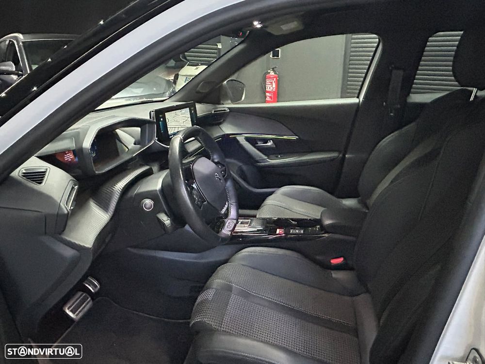 Peugeot e-2008 GT - 20