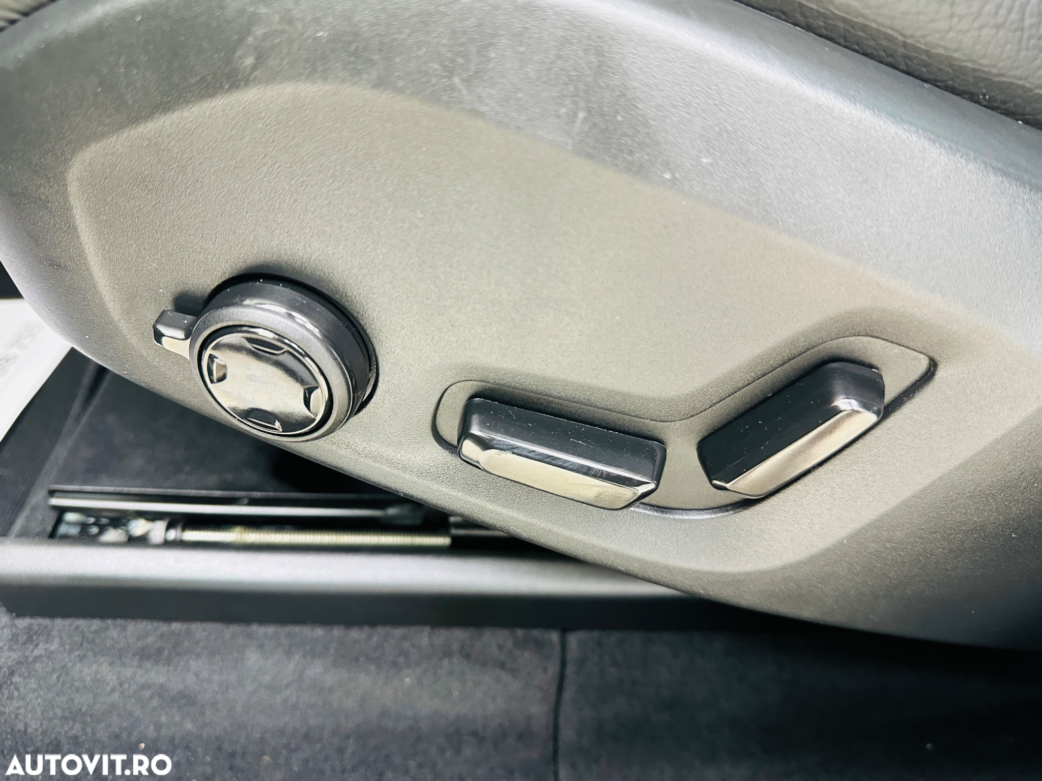 Volvo XC 60 - 23