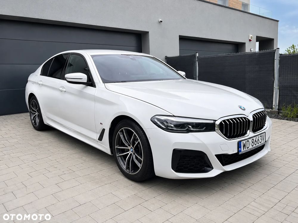 BMW Seria 5 520d xDrive MHEV M Sport sport - 4