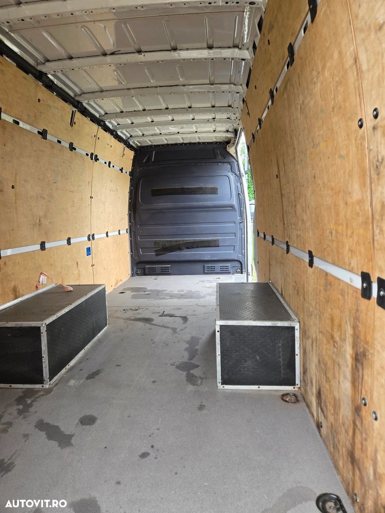 Mercedes-Benz SPRINTER 519 CDI - 8