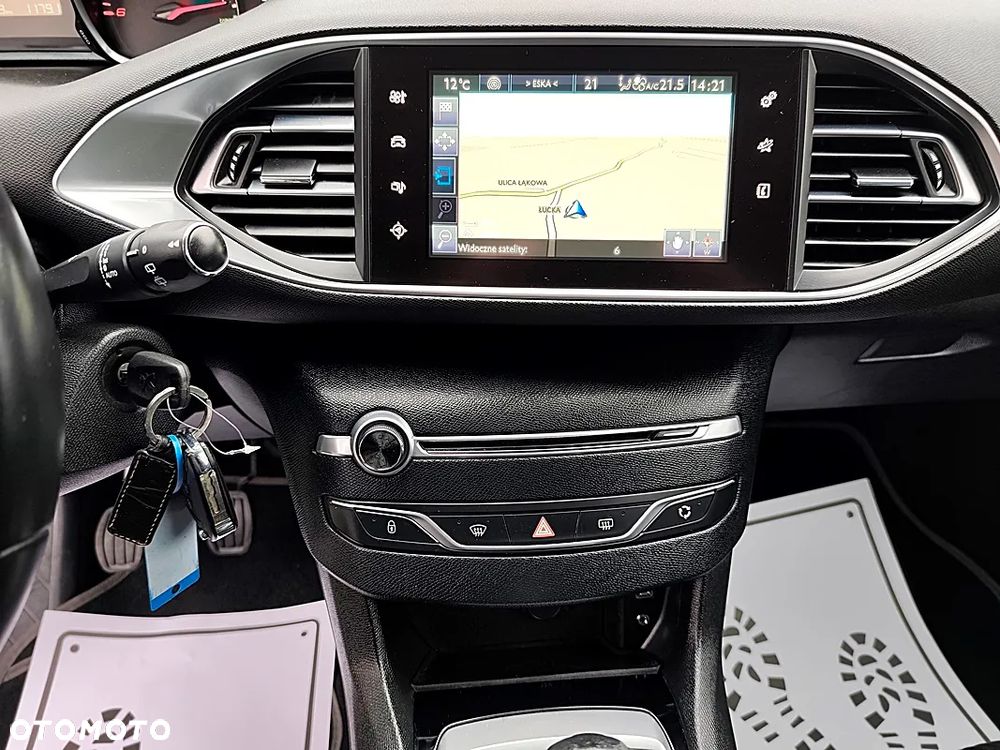 Peugeot 308 1.6 HDi Style - 12