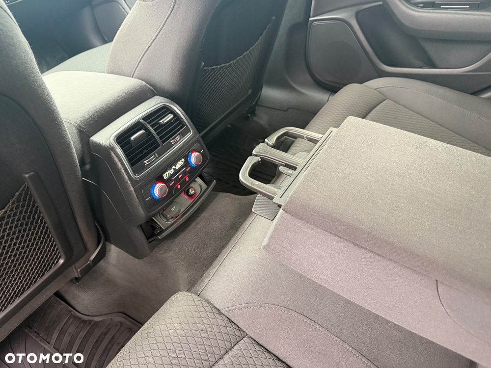Audi A6 Avant 2.0 TDI quattro S tronic - 27