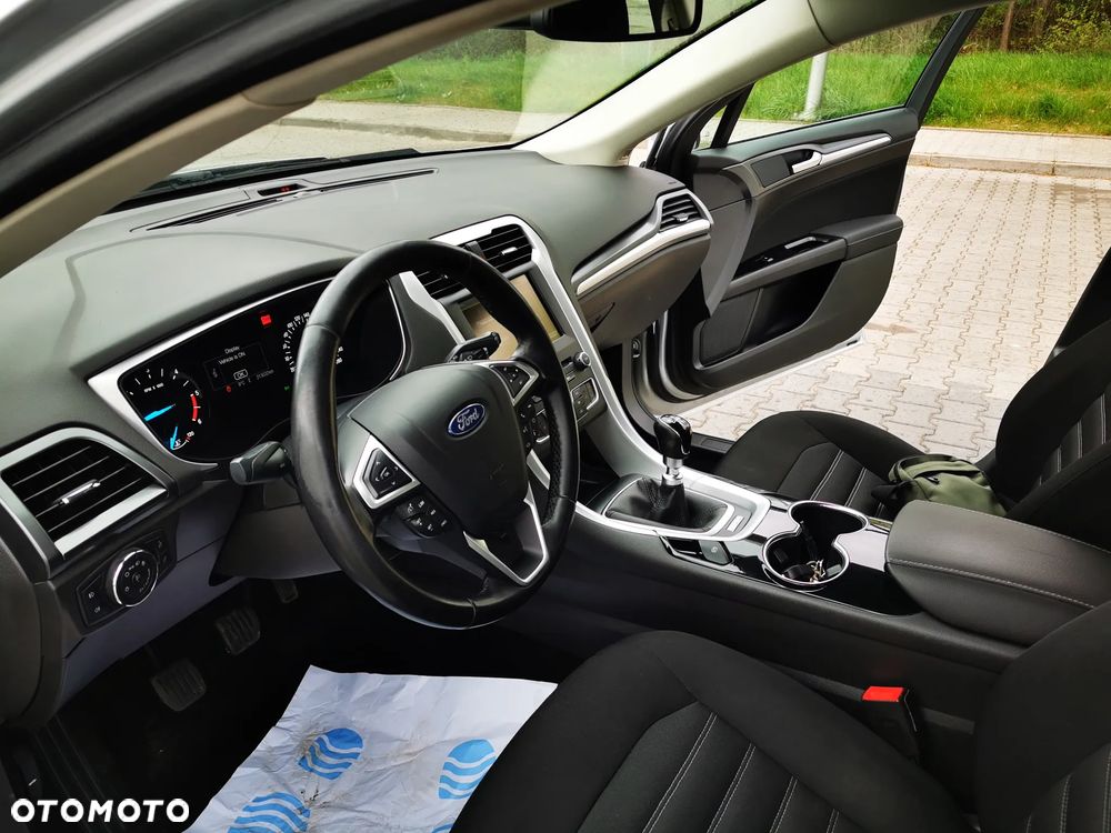 Ford Mondeo 2.0 TDCi STart-Stopp Titanium - 12