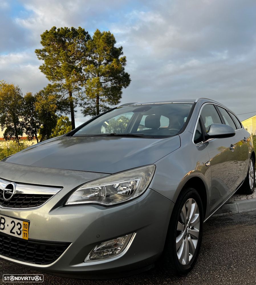 Opel Astra Sports Tourer 1.7 CDTi Cosmo - 4