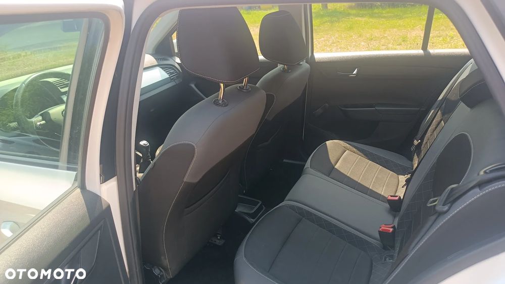 Skoda Fabia 1.0 TSI Essence - 11