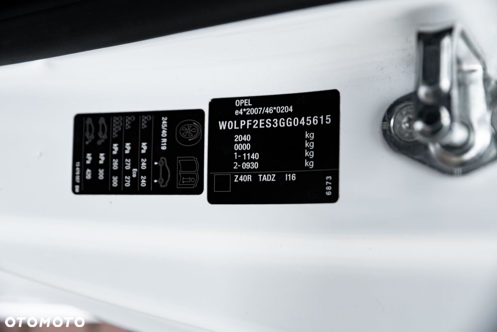 Opel Astra IV GTC OPC - 36