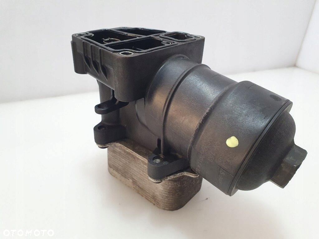 AUDI A3 8P GOLF TOURAN CADDY PODSTAWA FILTRA OLEJU TDI OBUDOWA 03L115389C - 11