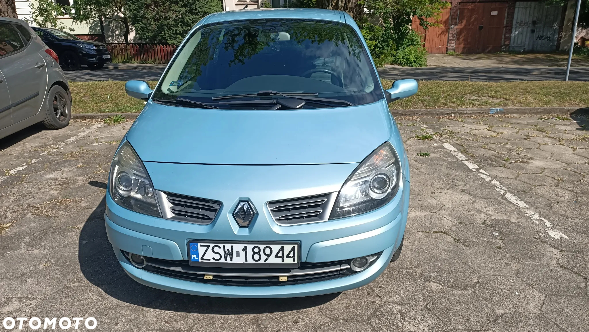 Renault Scenic 1.6 16V Authentique - 3