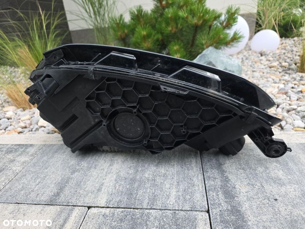 AUDI A5 S5 8W6 F5 B9 LIFT Lampa prawa Kompletna Full Led Matrix 8W6941040 - 8