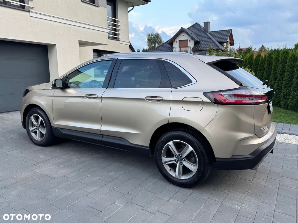 Ford Edge - 11