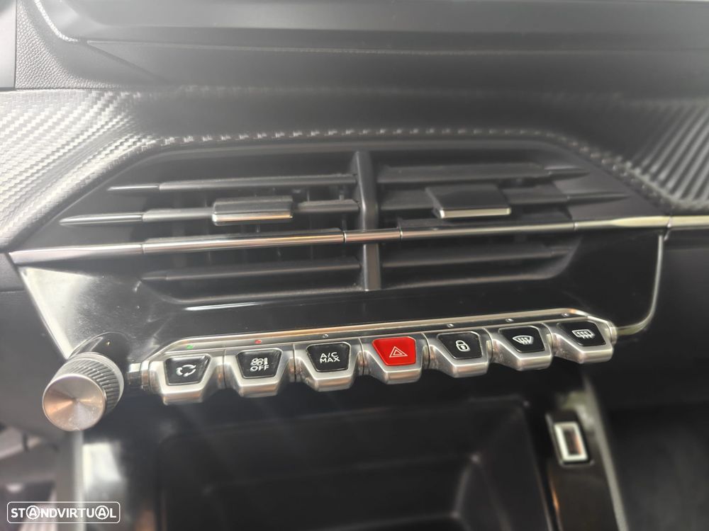 Peugeot 2008 1.2 PureTech Active Pack - 33