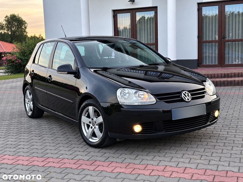Volkswagen Golf 1.6 Highline - 1