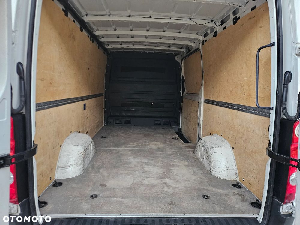 Volkswagen CRAFTER - 7
