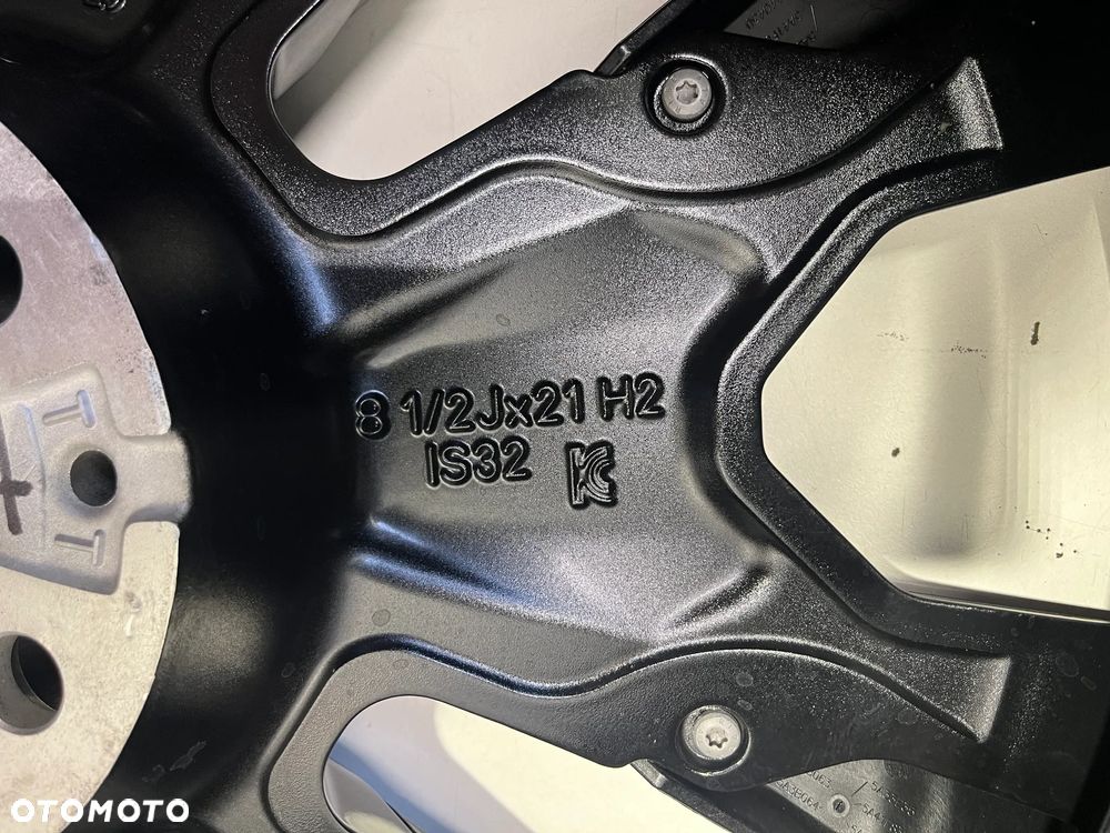 BMW 5 i5 INDIVIDUAL G60 G61 8,5x21 ET32 5x112 5A32502,5A32503 - 12