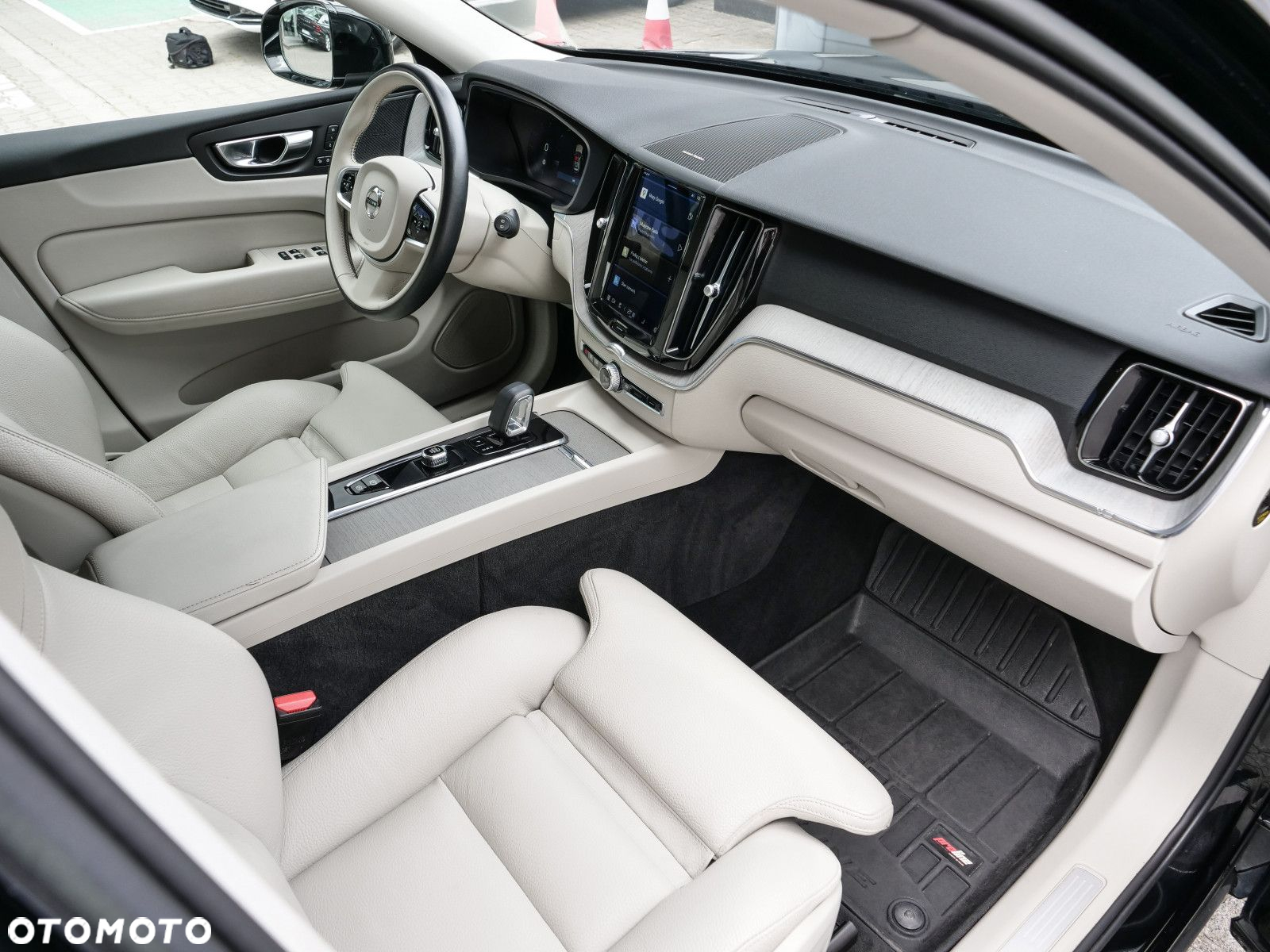 Volvo XC 60 - 32