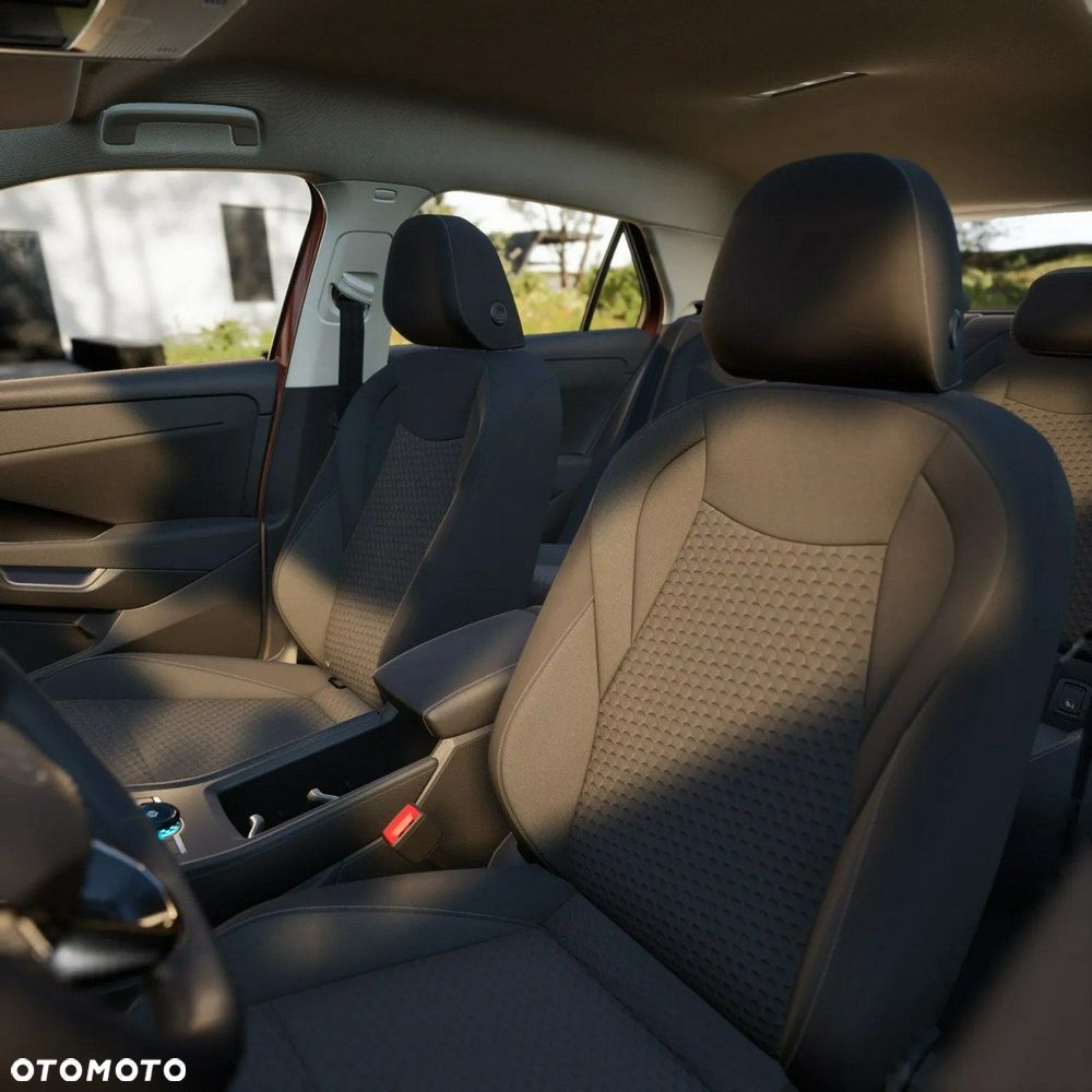 Volkswagen T-Roc - 12