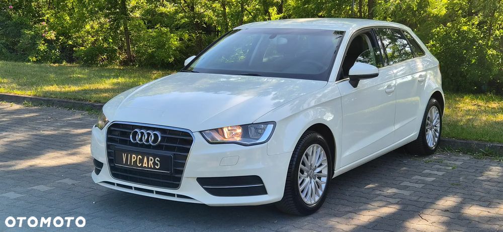 Audi A3 Sportback 1.6 TDI Attraction - 8