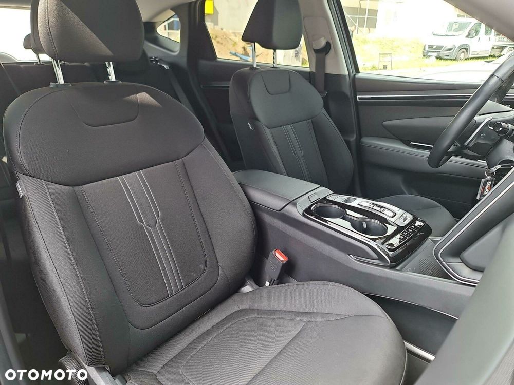 Hyundai Tucson - 25