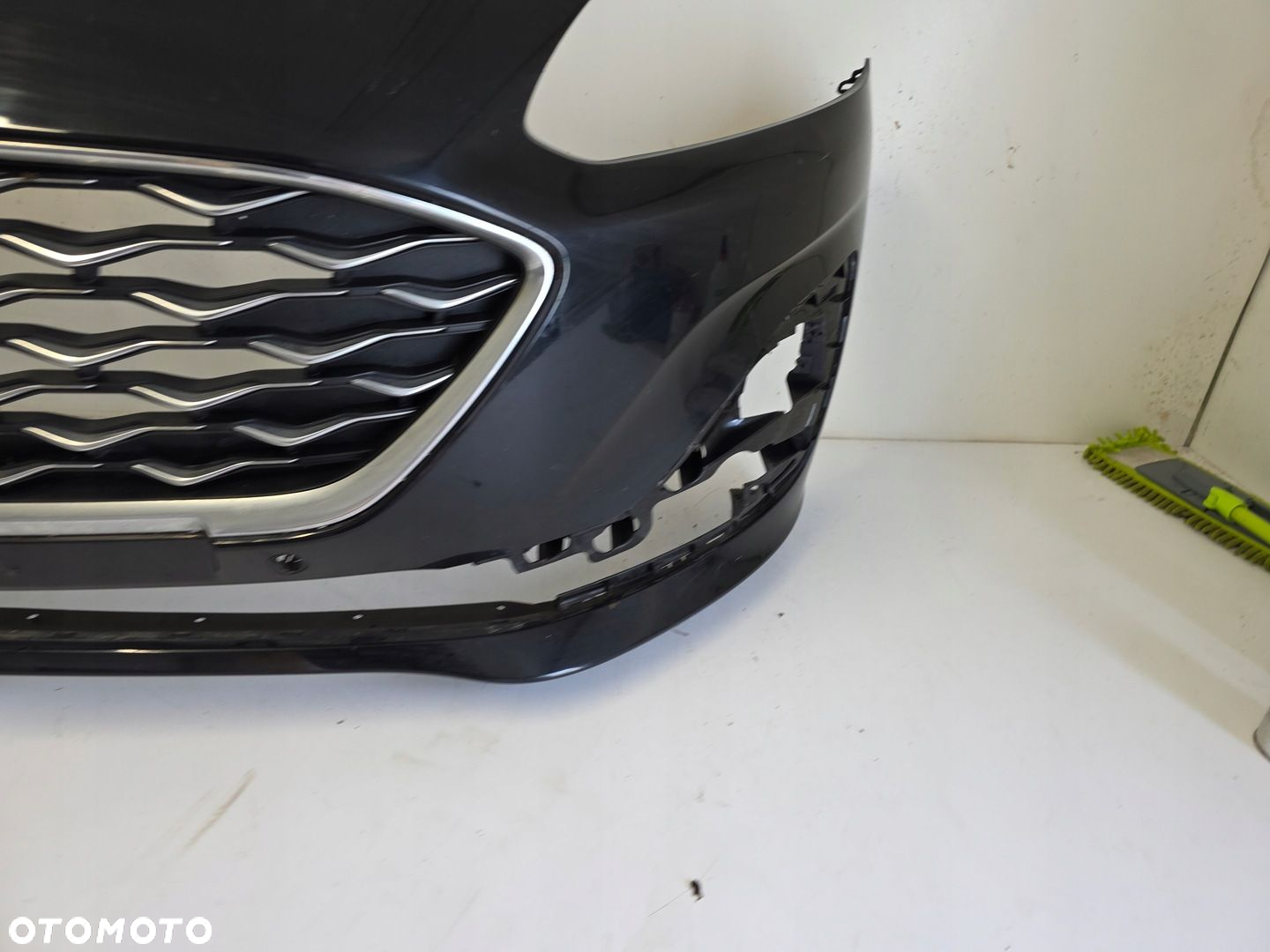 Zderzak przód FORD Kuga mk3 VIGNALE 19-23 ŁADNY - GRILL - 12