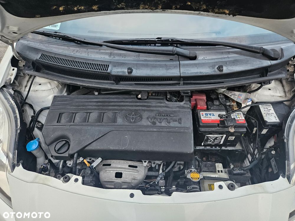 Toyota Yaris 1.33 VVT-i Life - 21