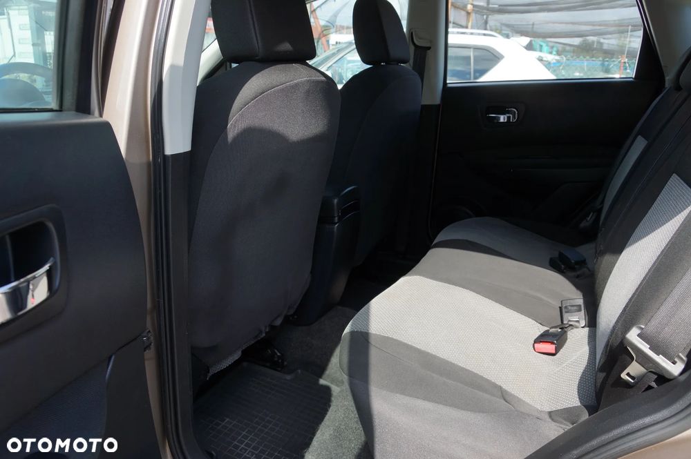 Nissan Qashqai 1.6 DCi 4x4 Acenta - 23