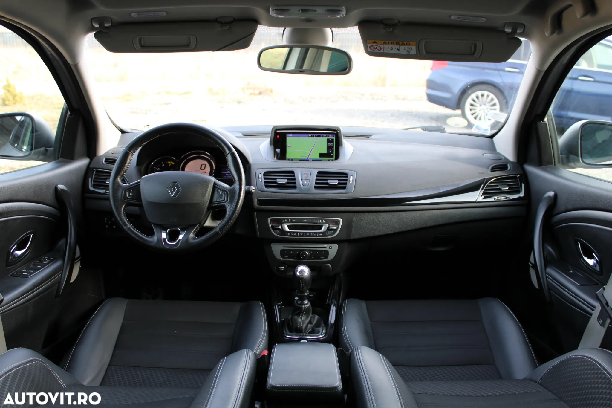 Renault Megane ENERGY dCi 130 Start & Stop Bose Edition - 12