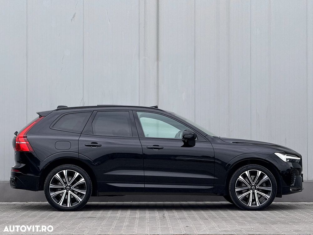 Volvo XC 60 B4 D AWD Plus Dark - 10