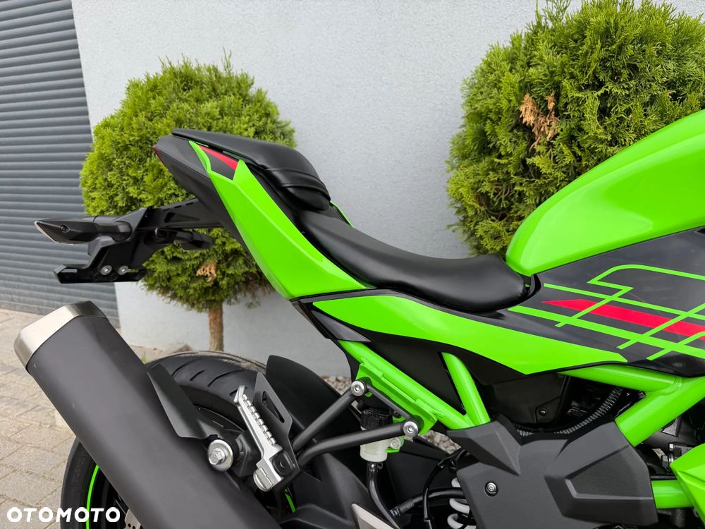 Kawasaki Ninja - 17