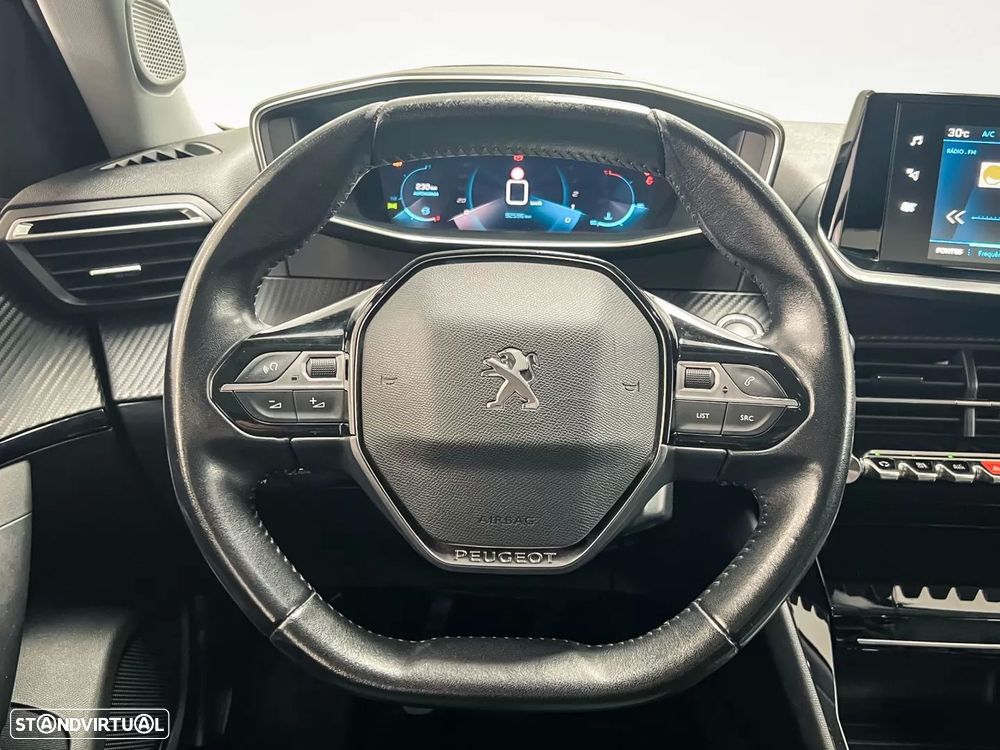 Peugeot 2008 1.2 PureTech Allure - 12
