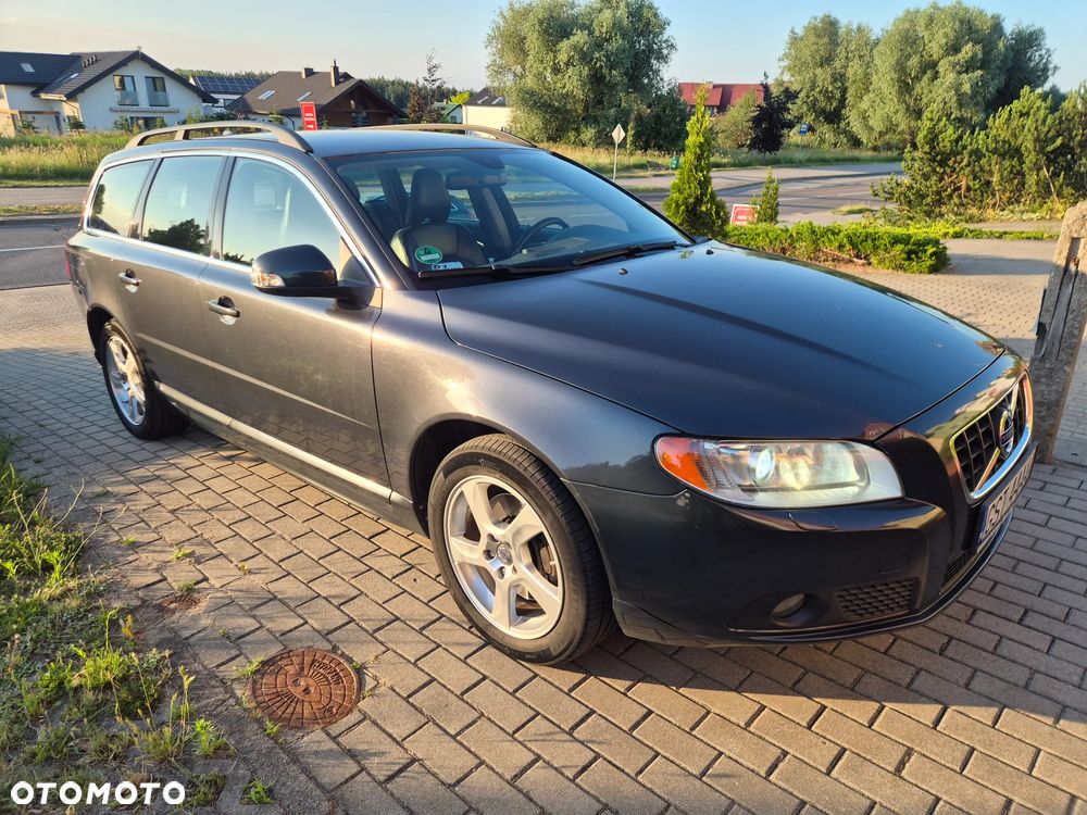 Volvo V70 D5 AWD Summum - 27