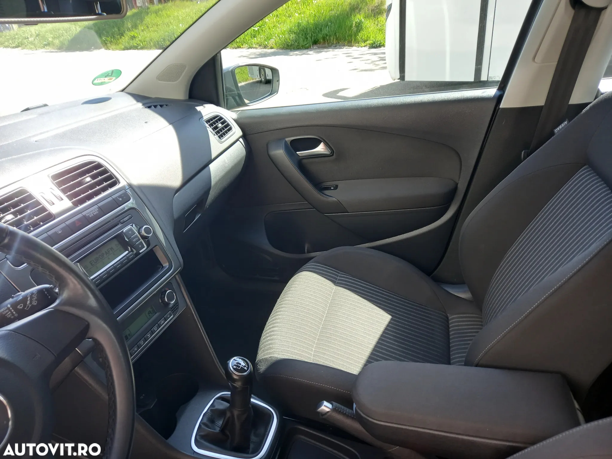 Volkswagen Polo - 12