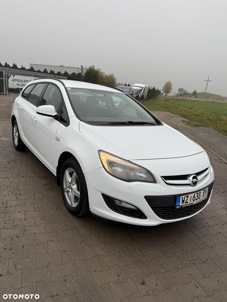 Opel Astra 1.6 CDTI DPF ecoFLEX TourerStart/Stop Edition - 2
