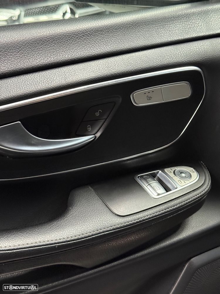 Mercedes-Benz V 220 d Compacto Avantgarde Aut. - 16