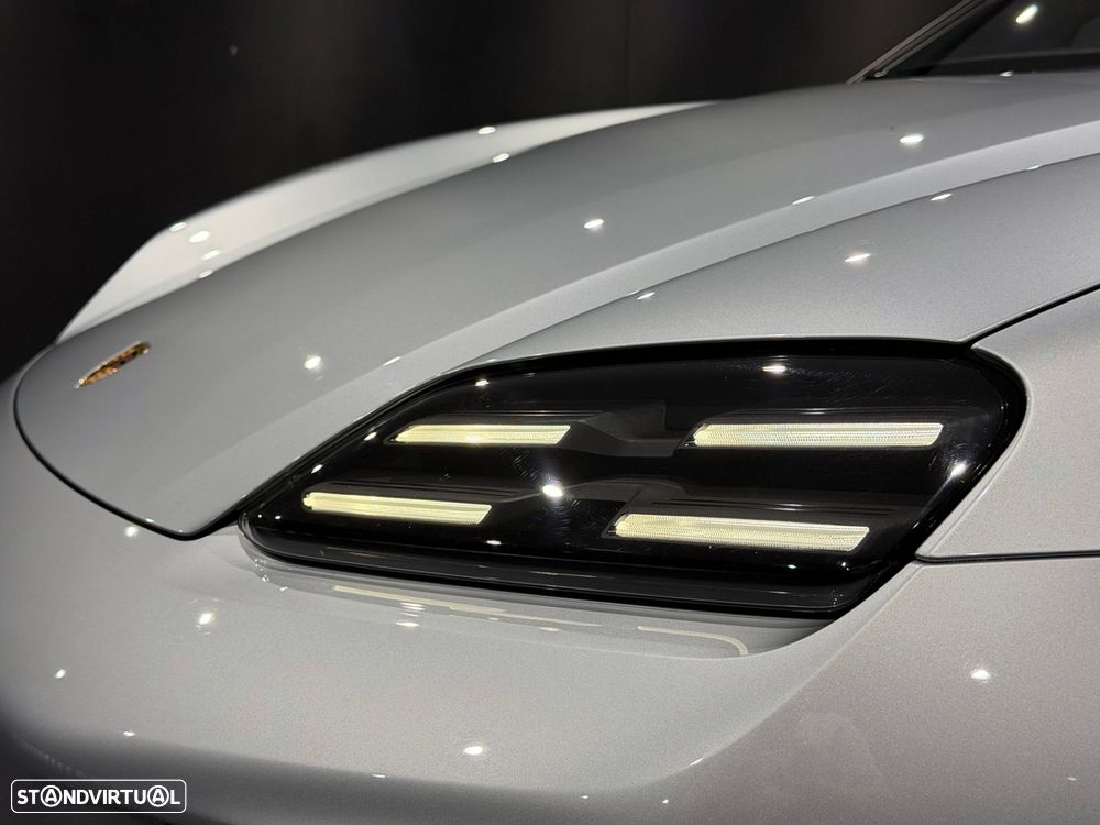 Porsche Macan Electric 4 - 54