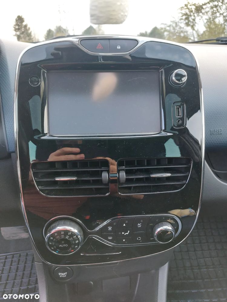 Renault Clio 1.2 TCe Expression EDC - 12