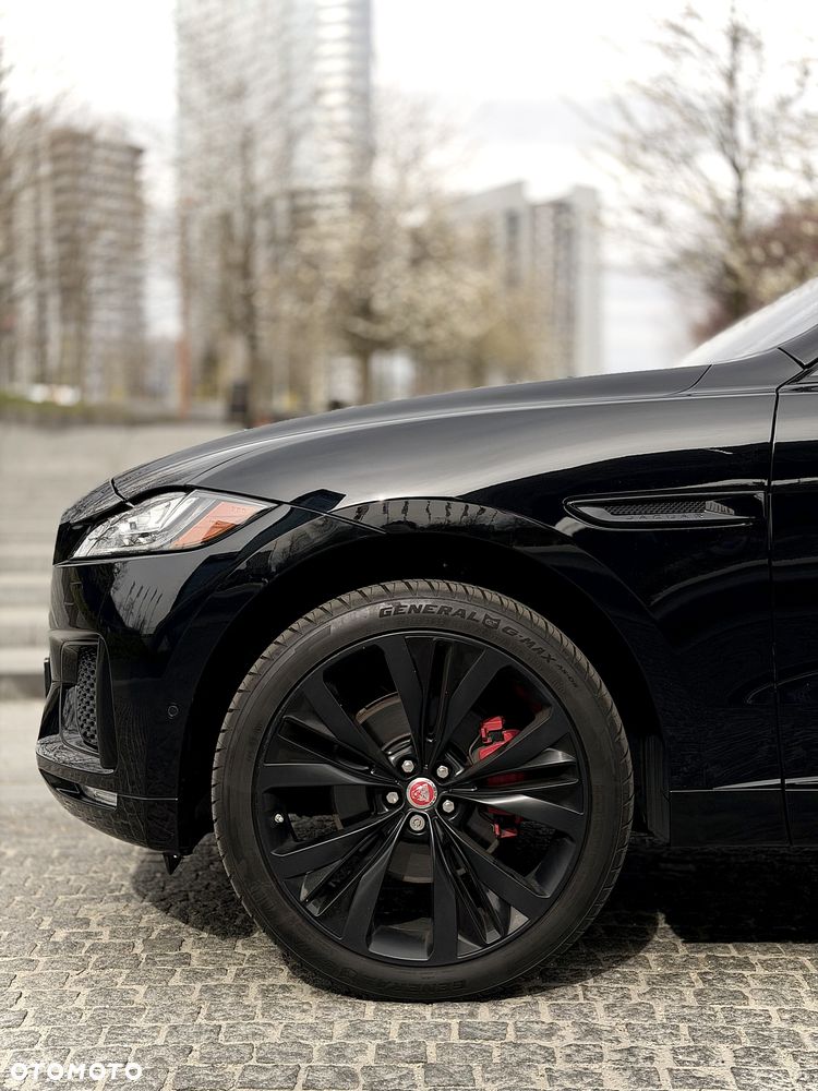 Jaguar F-Pace 3.0 V6 AWD S - 4