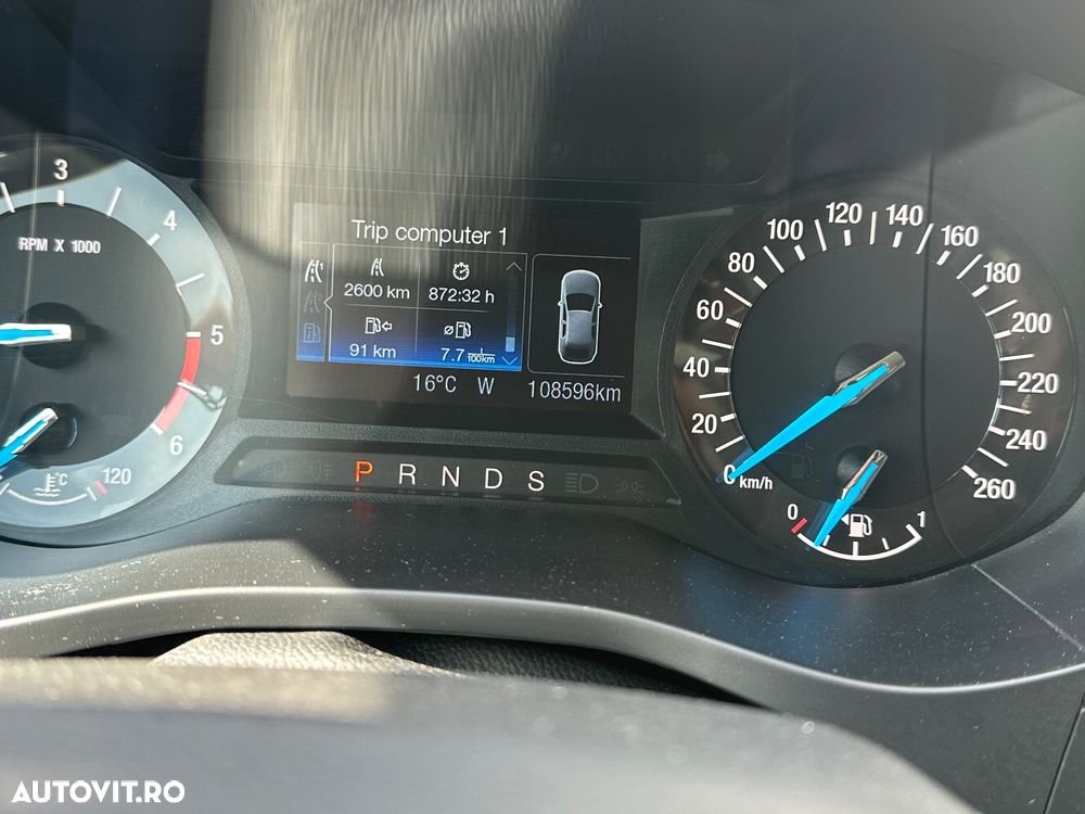 Ford Mondeo 2.0 TDCI PowerShift Business - 6