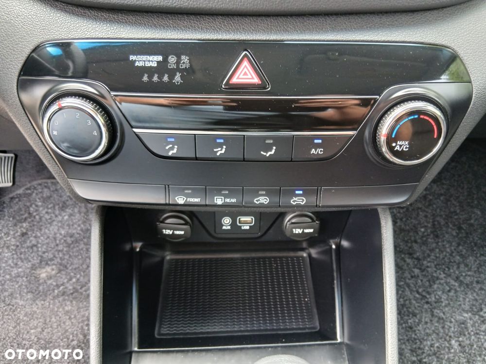 Hyundai Tucson blue 1.6 GDi 2WD Classic - 26