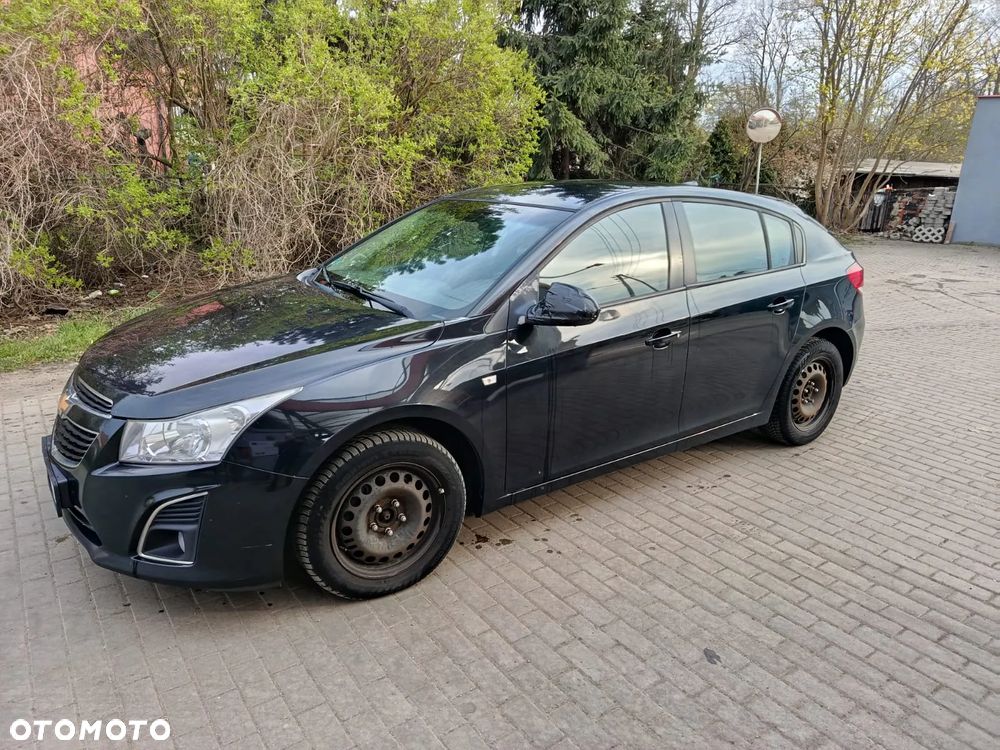 Chevrolet Cruze 1.7 LT - 4