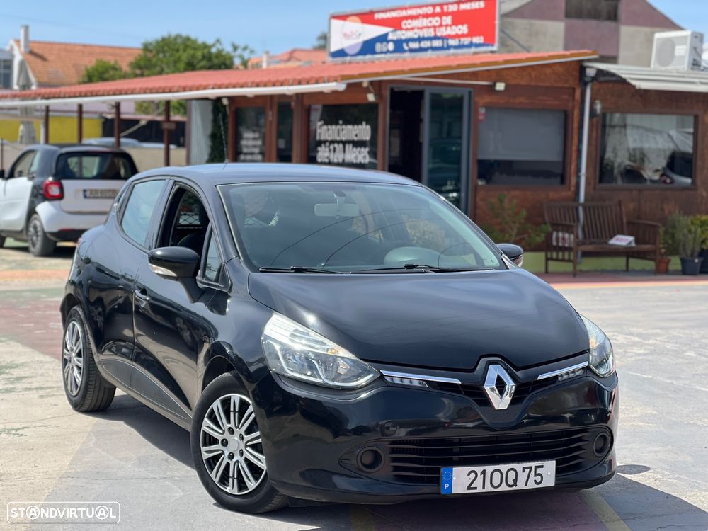 Renault Clio - 1