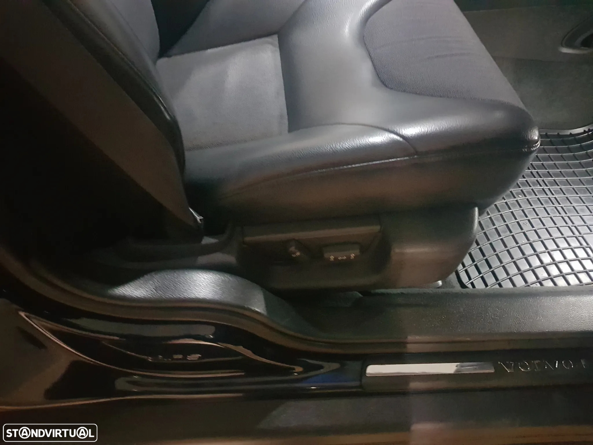Volvo XC 70 2.4 T - 7