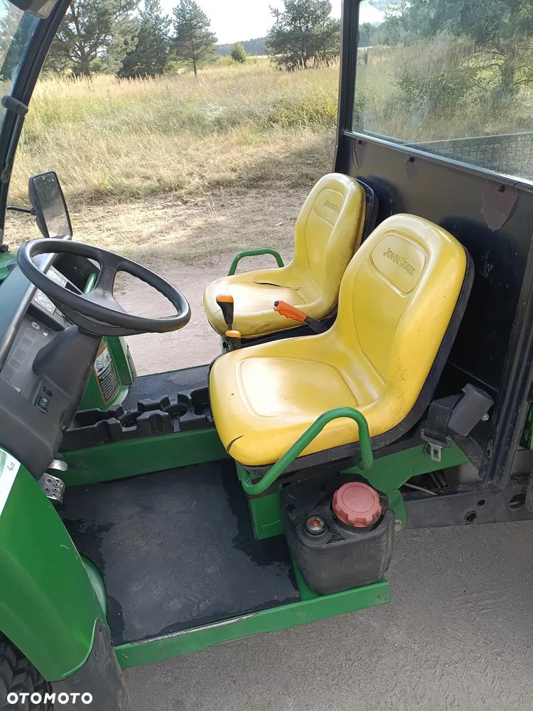 John Deere Gator 4X2 HPX - 10