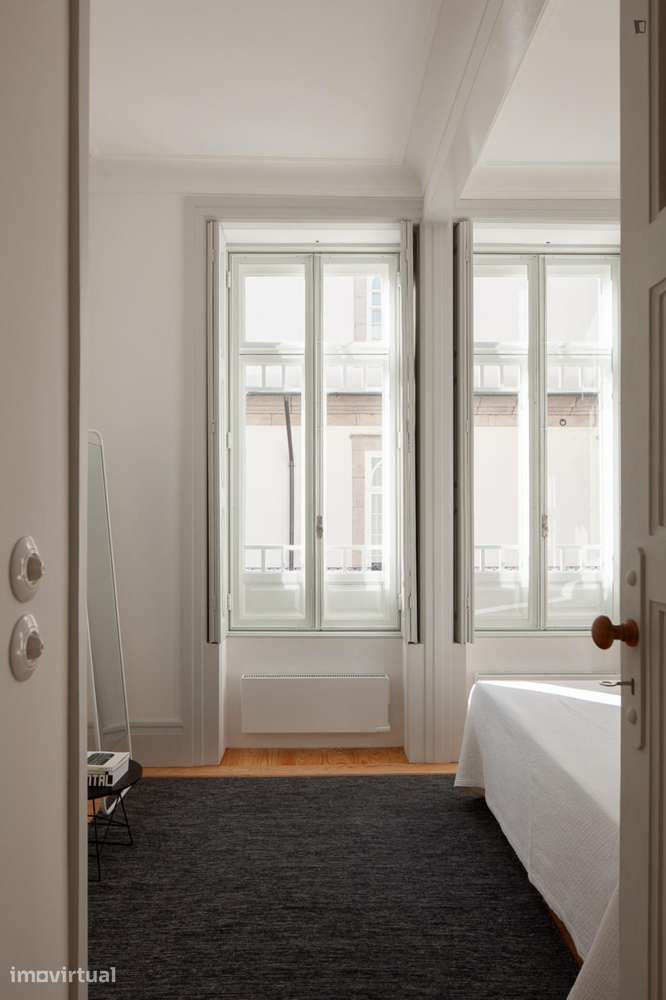 Apartamento com 1 quartos - localizado em Santo Ildefonso Porto - Grande imagem: 2/8