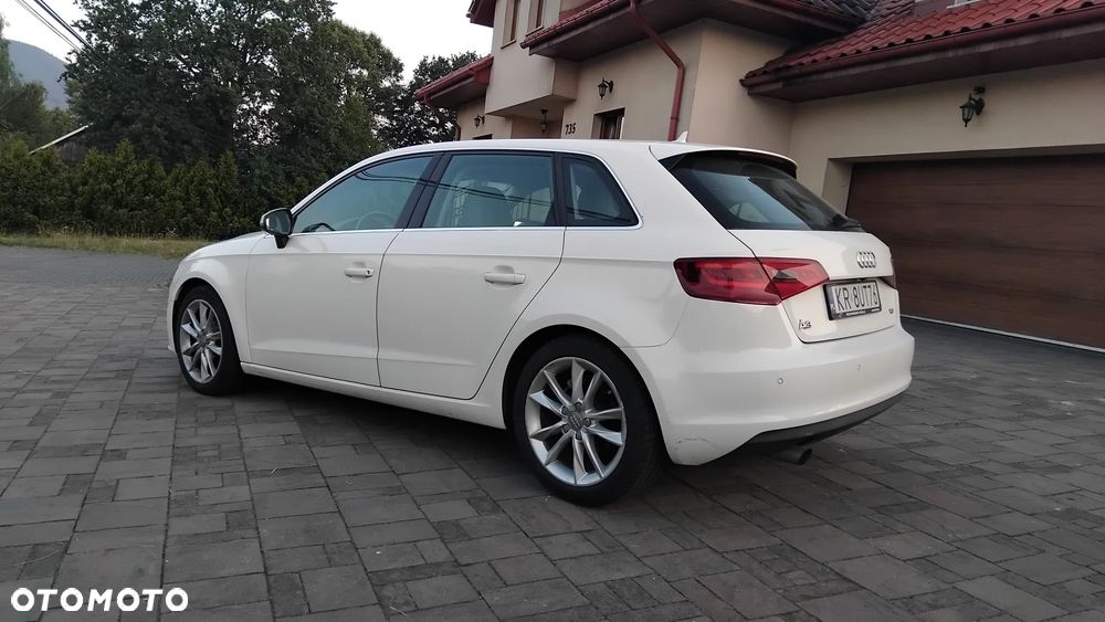 Audi A3 Sportback 1.6 TDI DPF Ambition - 3