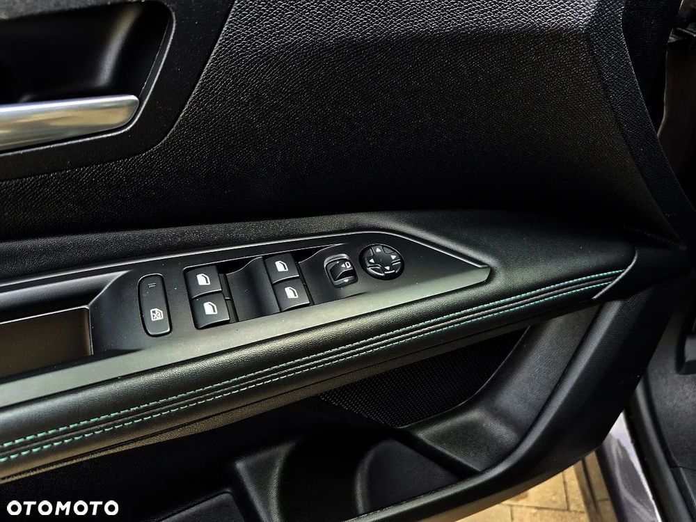 Peugeot 3008 1.6 PureTech Hybrid PHEV Allure Pack S&S EAT8 - 14