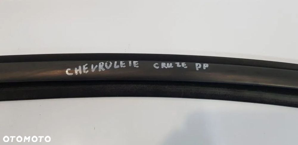 USZCZELKA SZYBY DRZWI PRAWY PRZÓD CHEVROLET CRUZE - 3